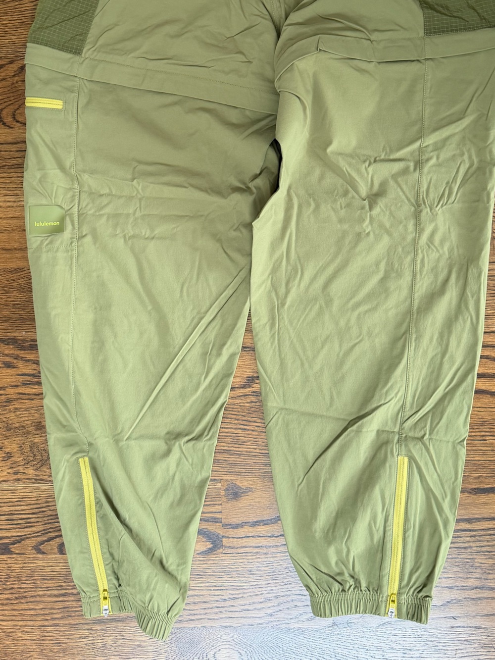 NWT Lululemon Olive Green Hiking Jogger Pants - Picture 4 of 7